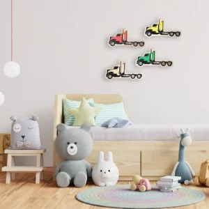 Naklejki ścienne z ciężarówkami w pokoju dziecięcym